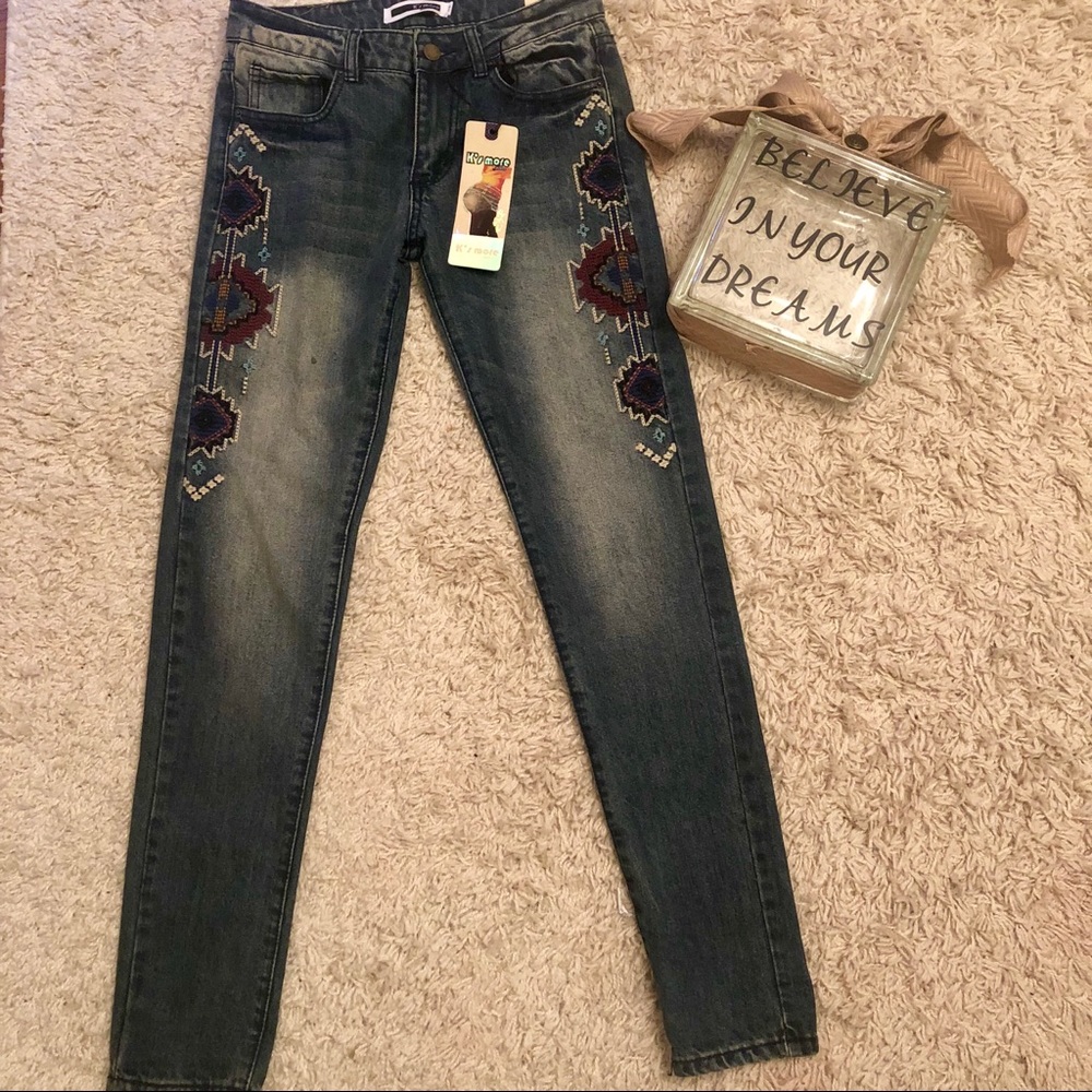 GENUINE QUALITY EMBROIDERED JEANS